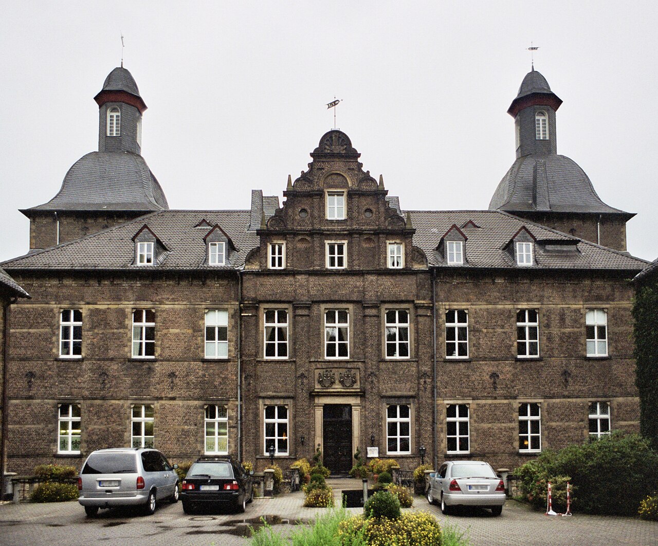 Schloss Hugenpoet in Germany