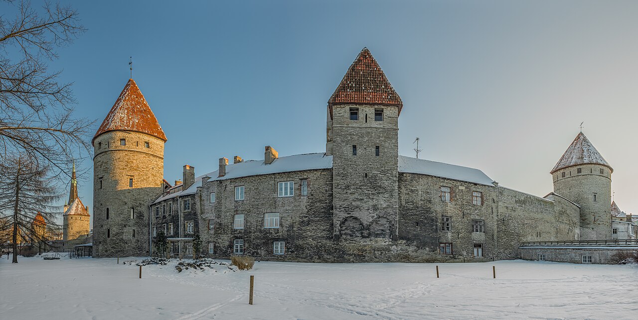 Stadsmuur van Tallinn in Estland