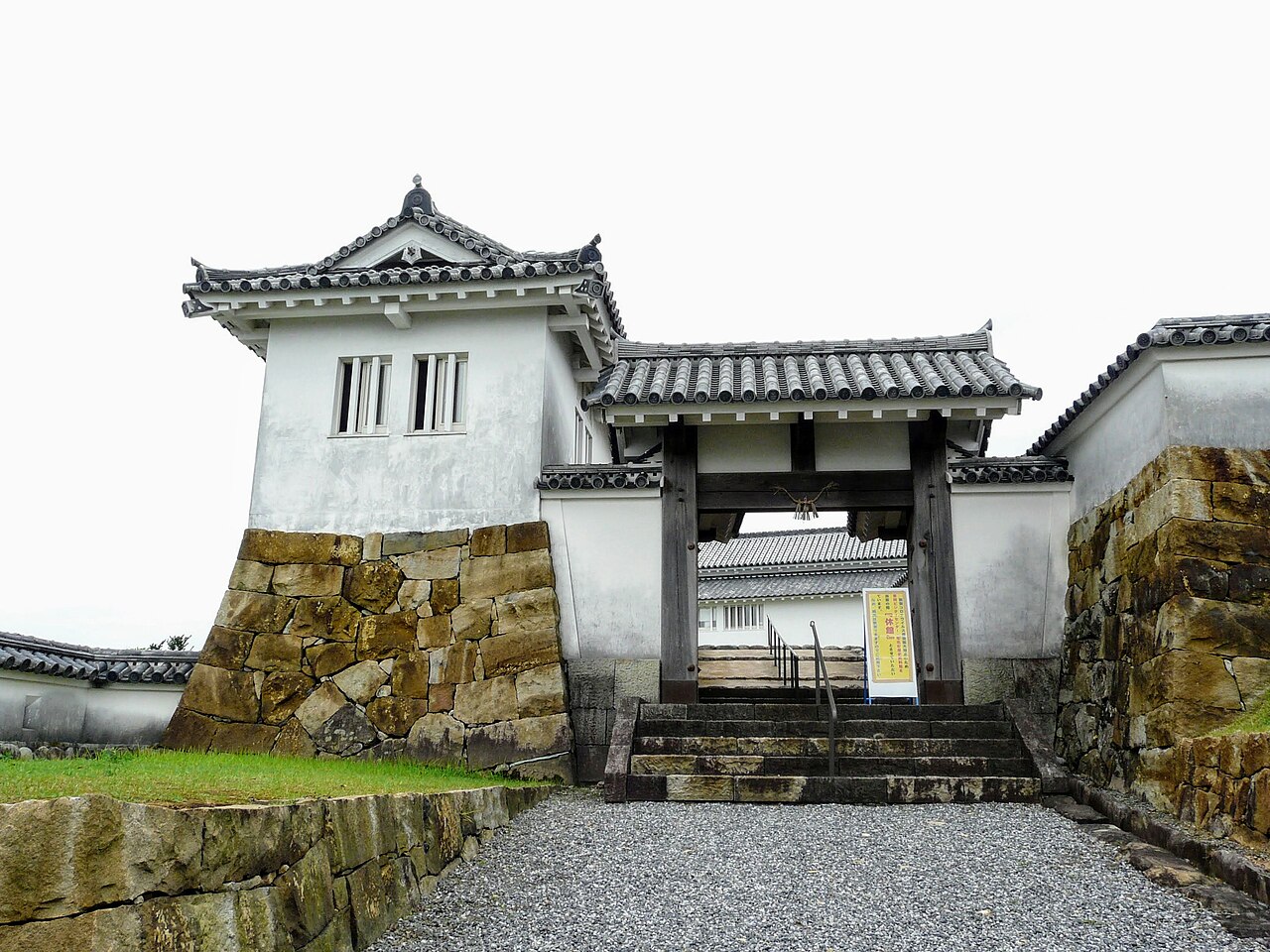 Tomioka Castle в Японії