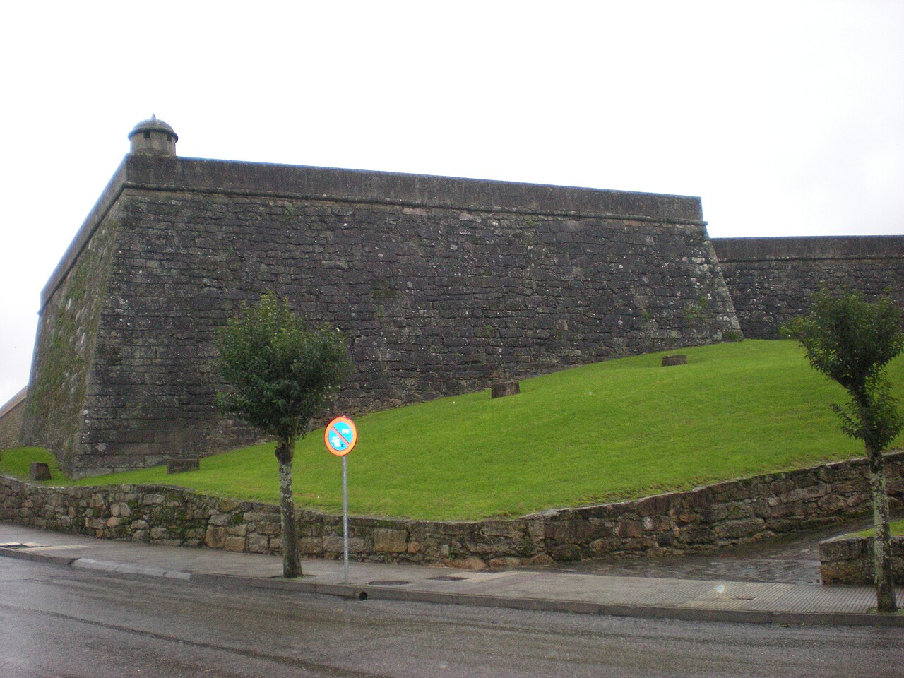 Salvaterra Castle in Spain