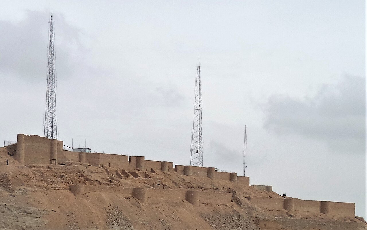 Shahdiz Castle（イラン）
