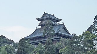 綾城