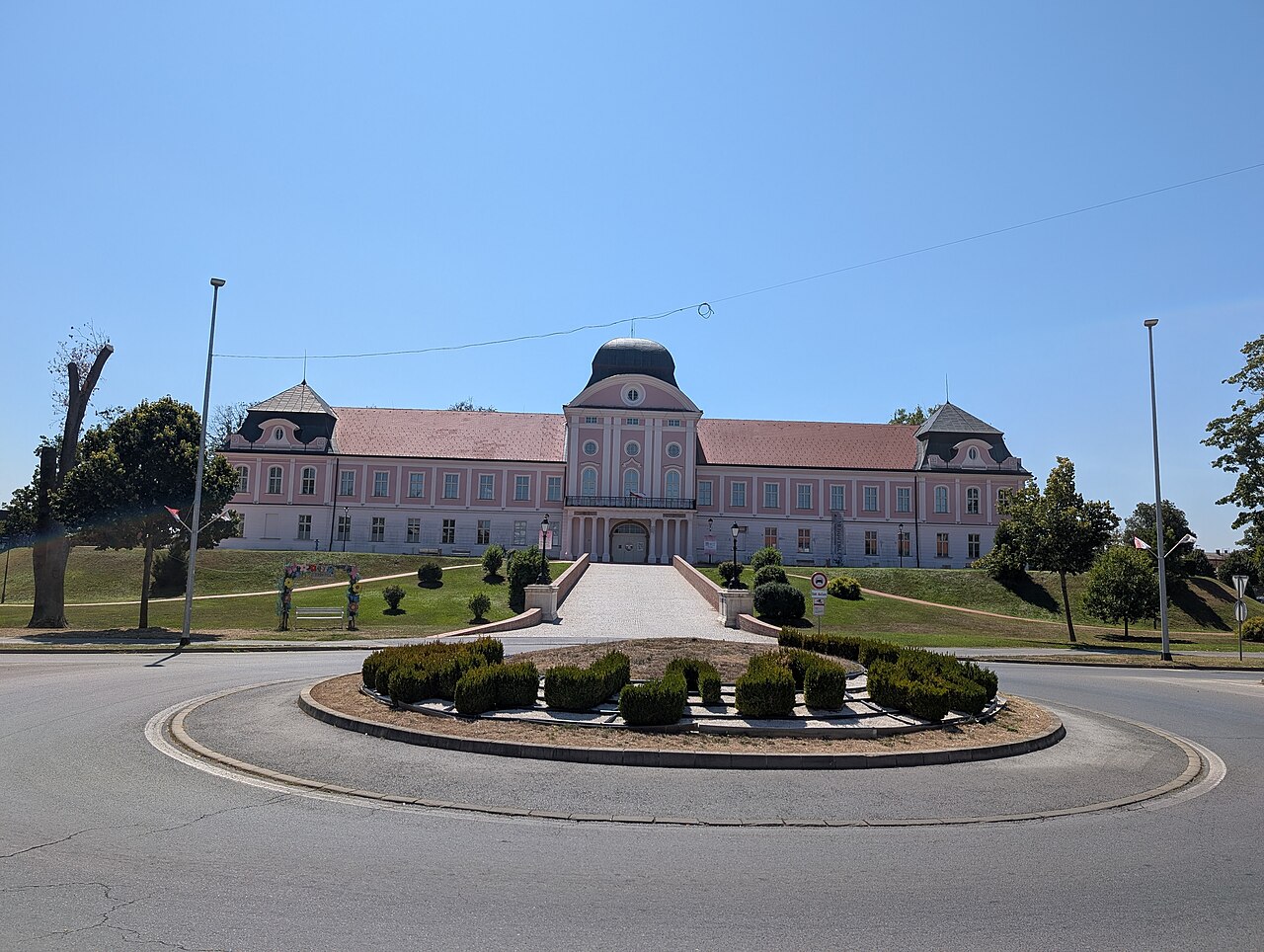 Pejačević Castle in Virovitica（クロアチア）