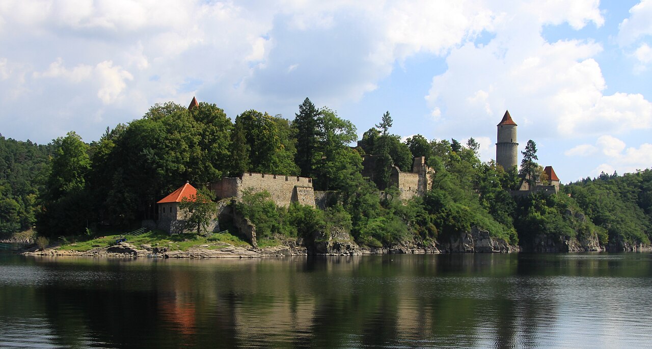 Zvíkov Castle（チェコ）