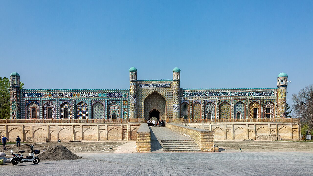 Palace of Khudáyár Khán in Uzbekistan