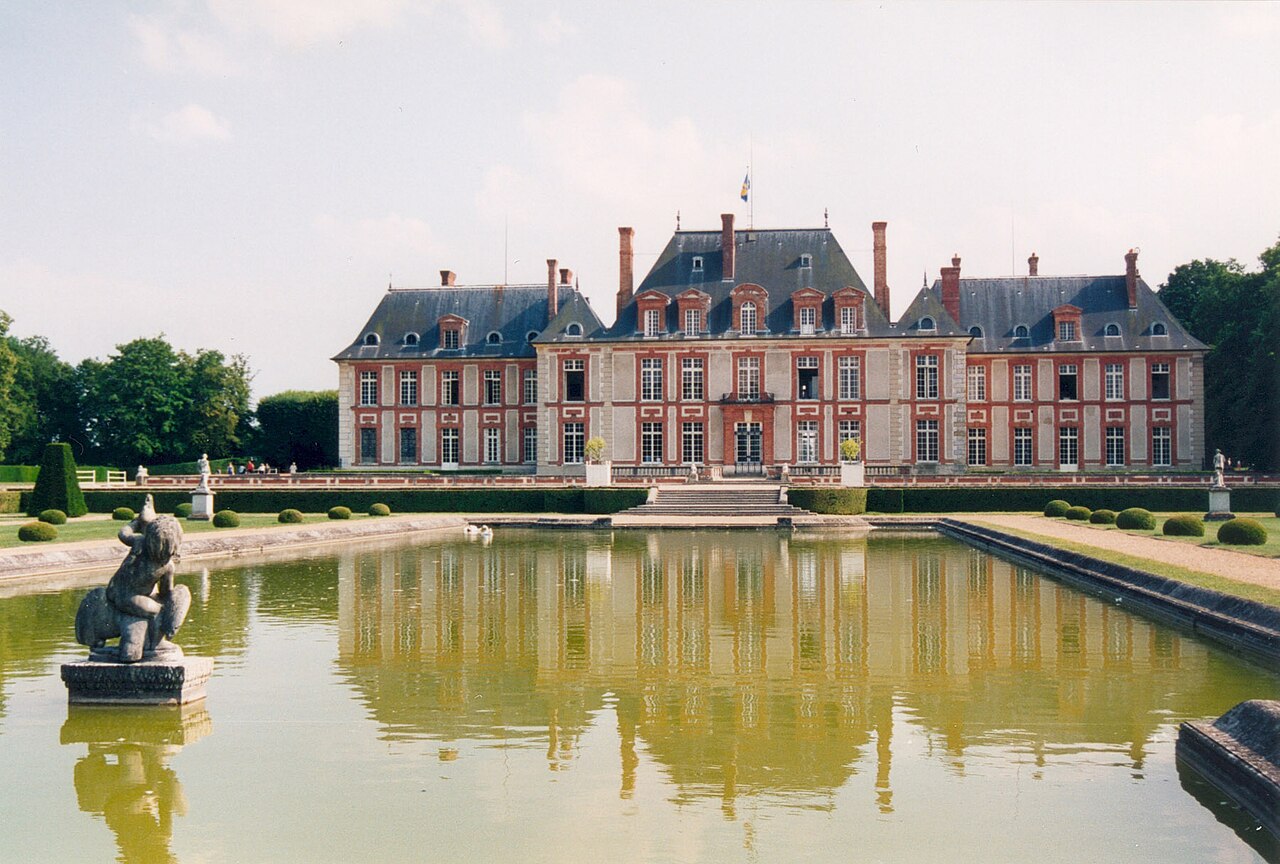 Château de Breteuil en Francia