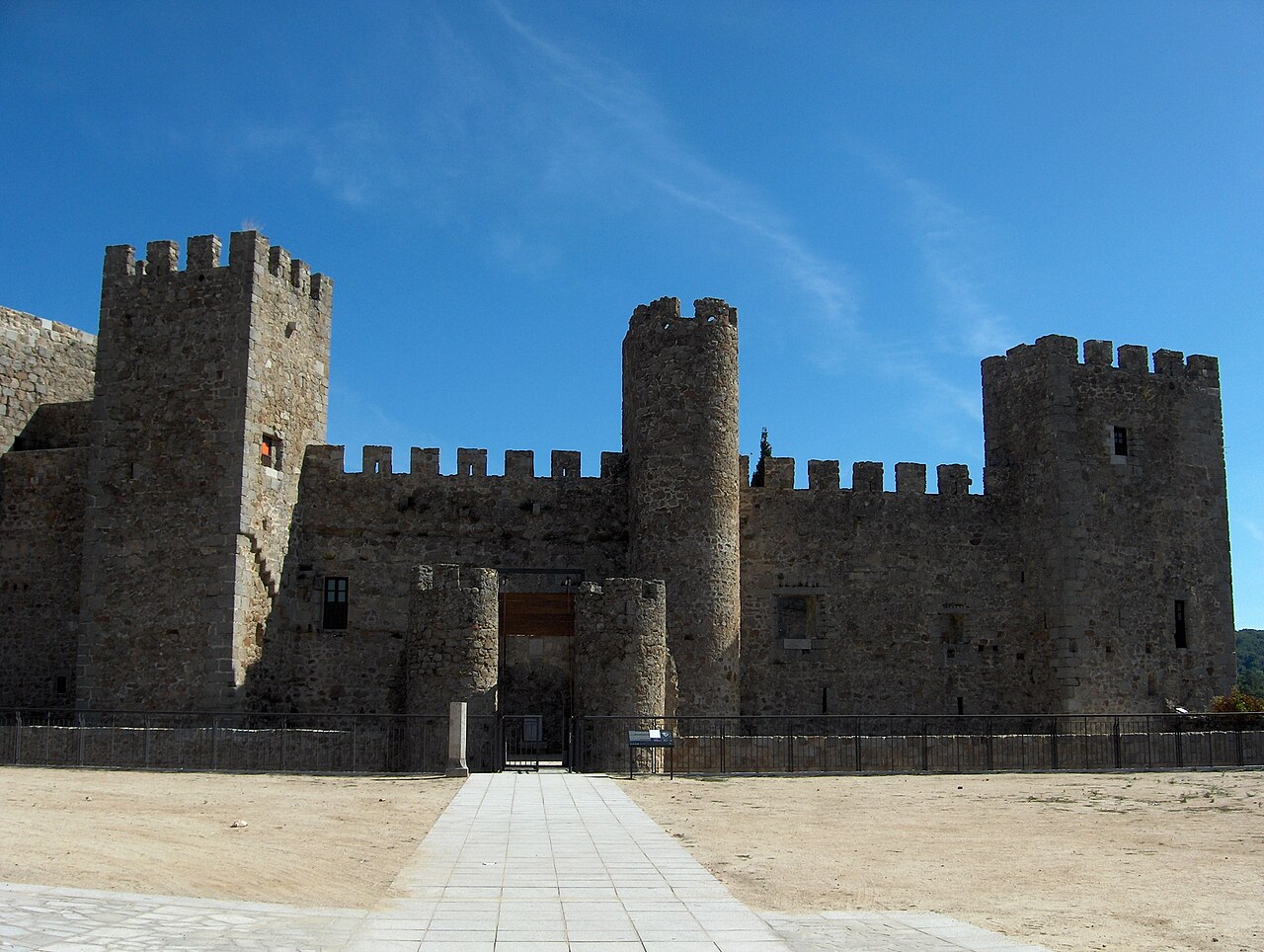 Castillo de Montemayor del Río in Spanien