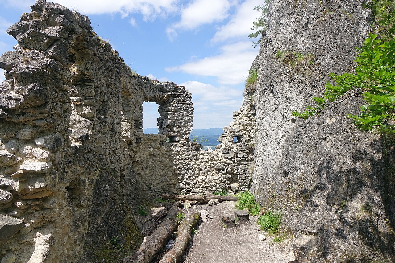 Súľovský hrad у Словаччині