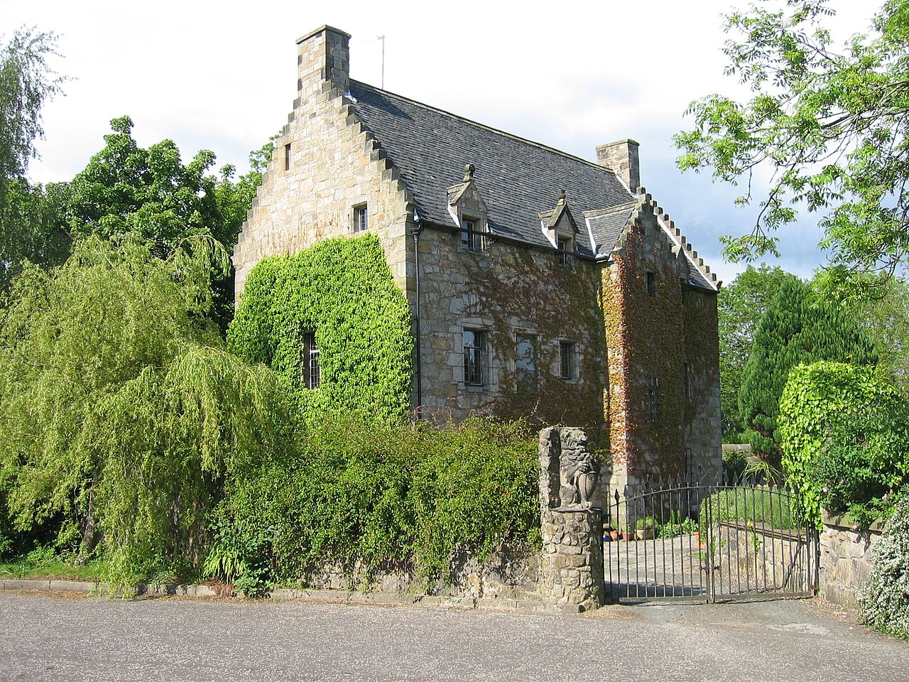 Blackhall Manor in Scotland