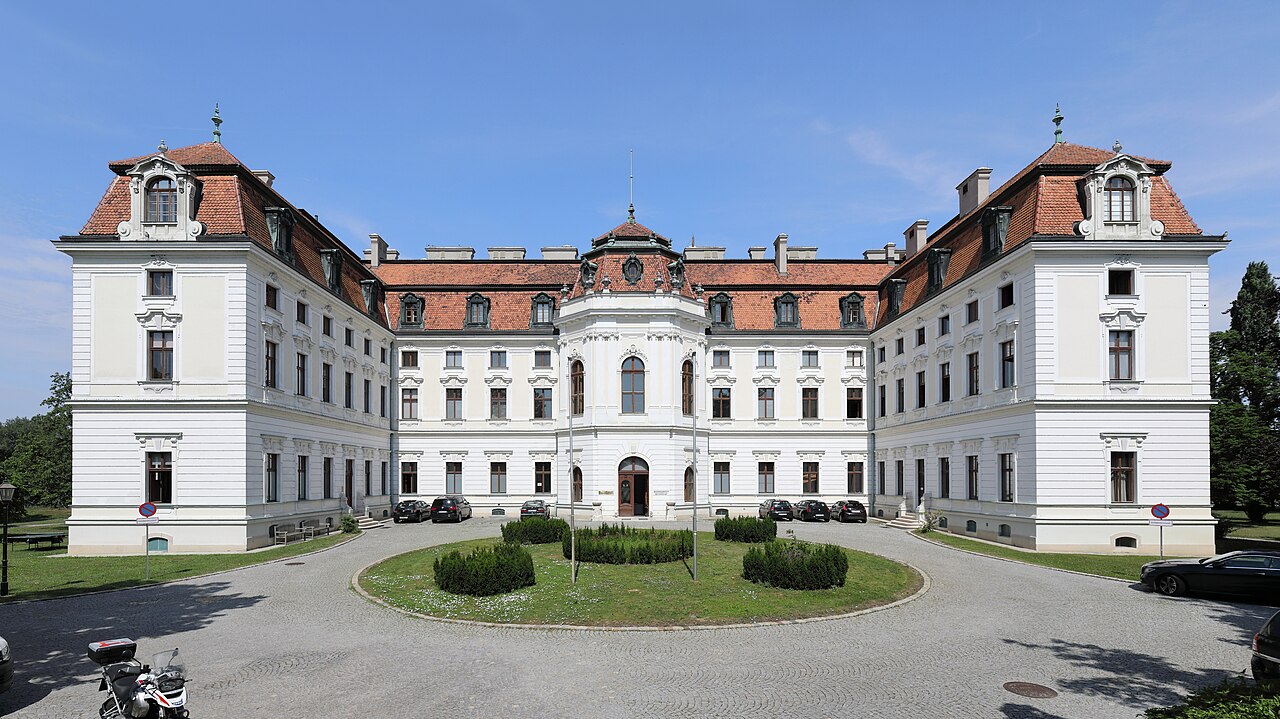 Schloss Altkettenhof in Austria