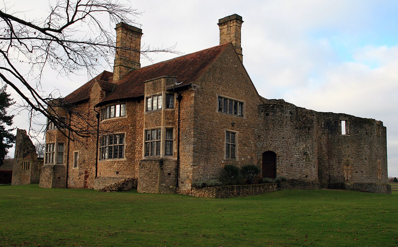 Leybourne Castle in England