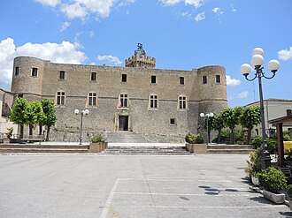 Piccolomini Castle (Capestrano)