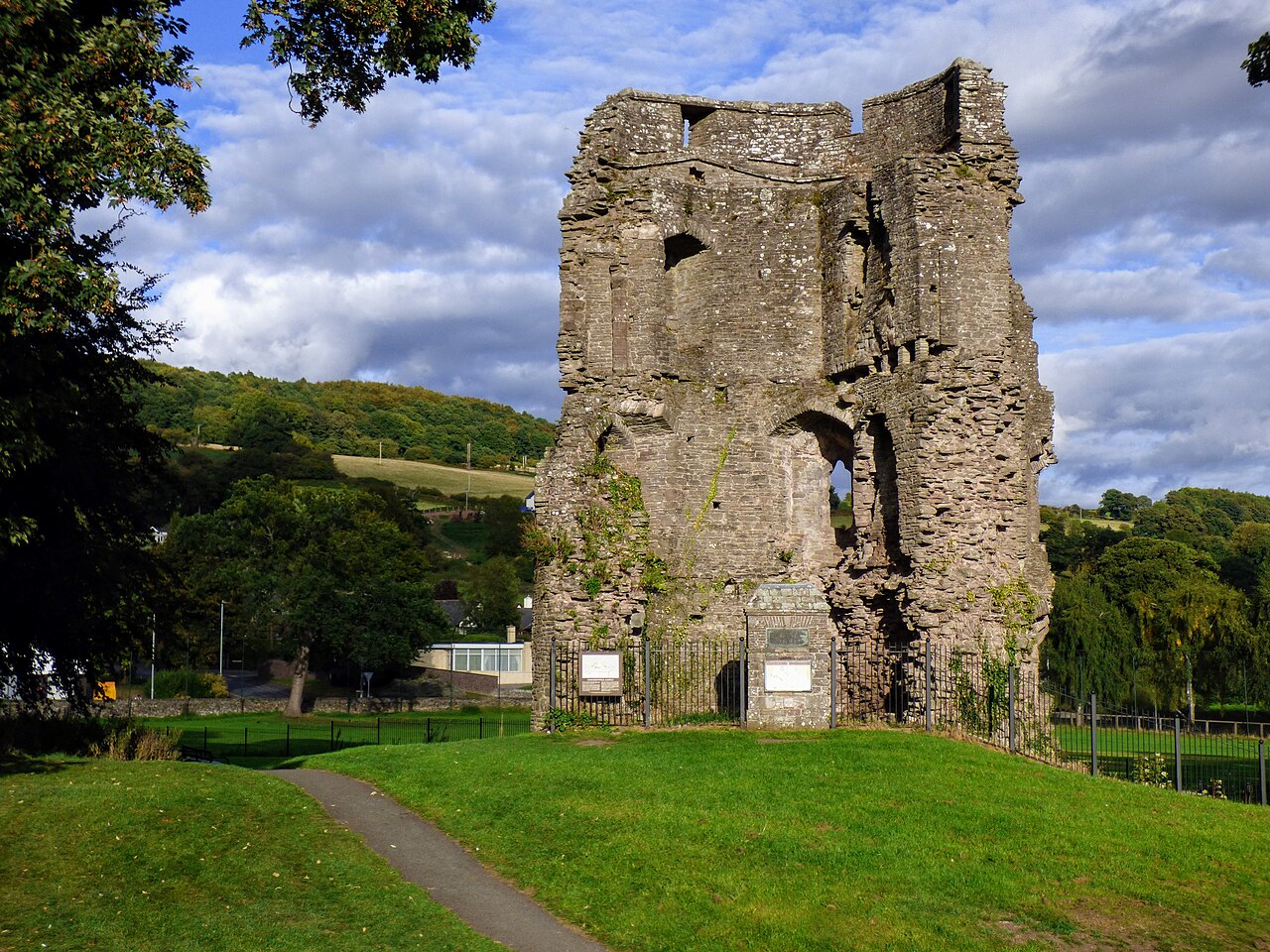 Crickhowell Castle en Gales