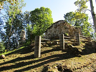 Trikāta Castle ruins