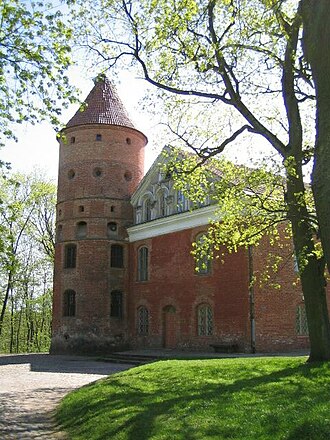 Raudondvaris Castle