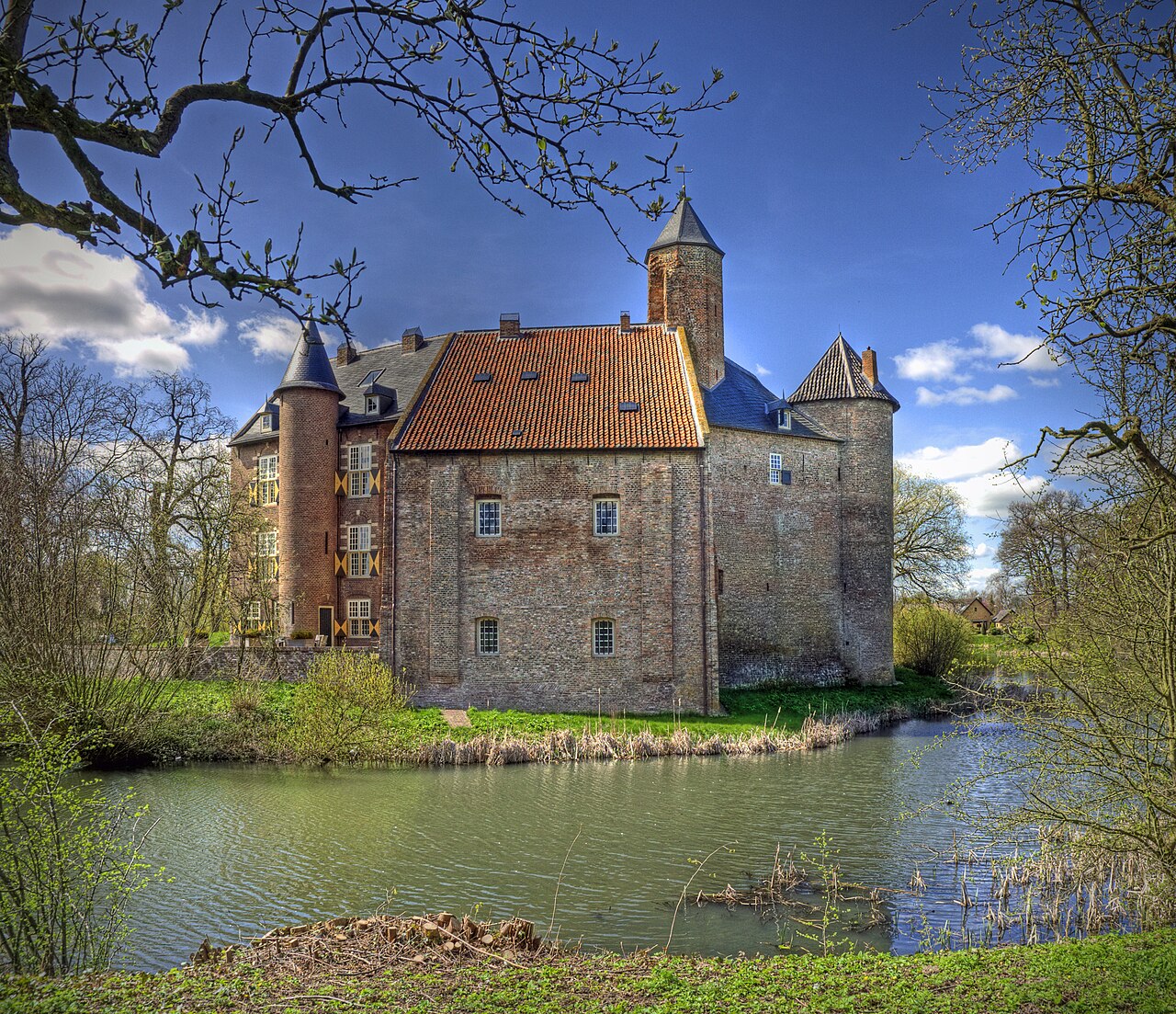 Schloss Waardenburg in den Niederlanden