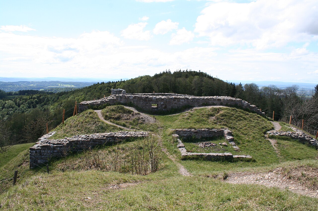 Ruine Schauenberg in der Schweiz