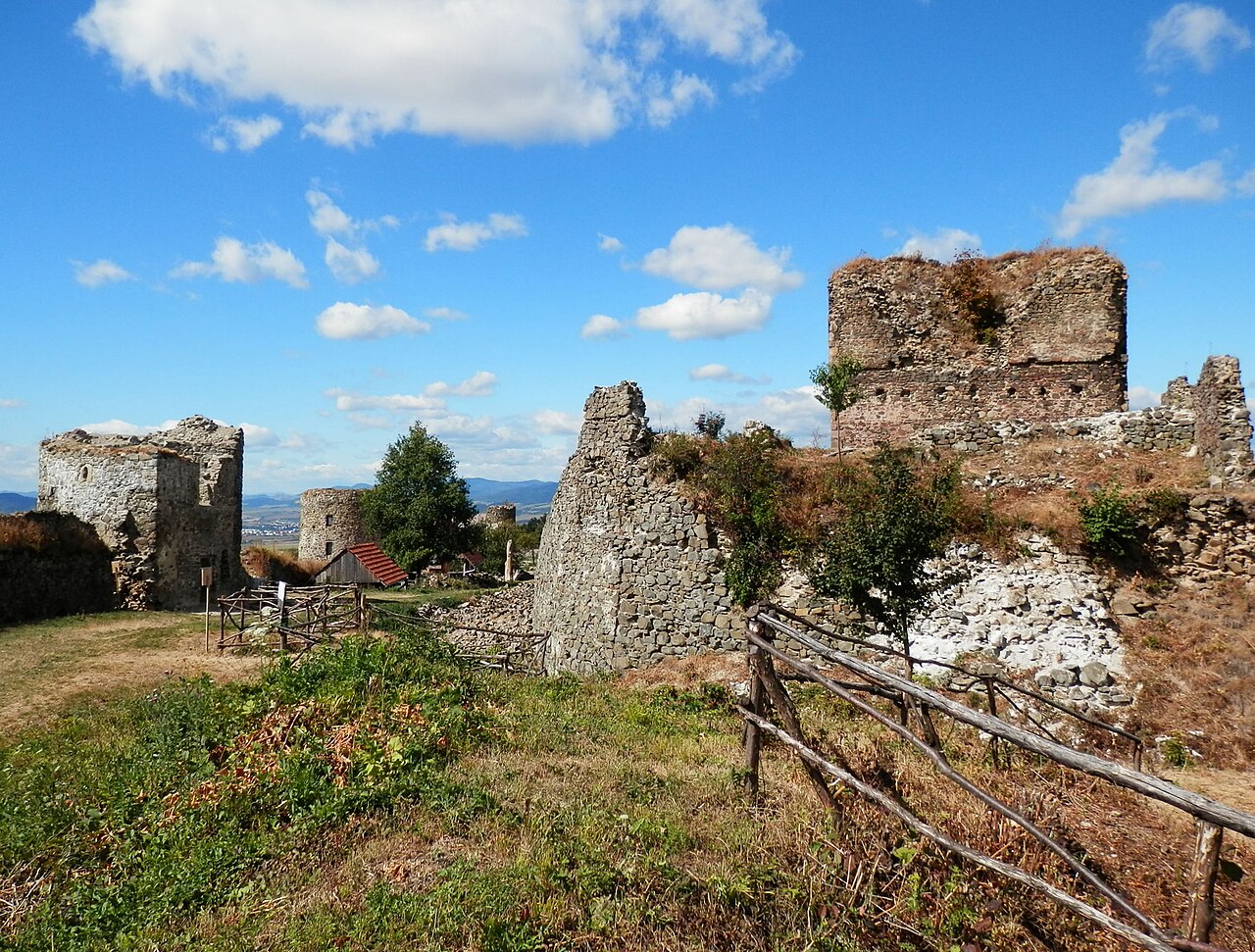 Šariš Castle（スロバキア）