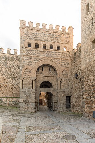Puerta de Bisagra