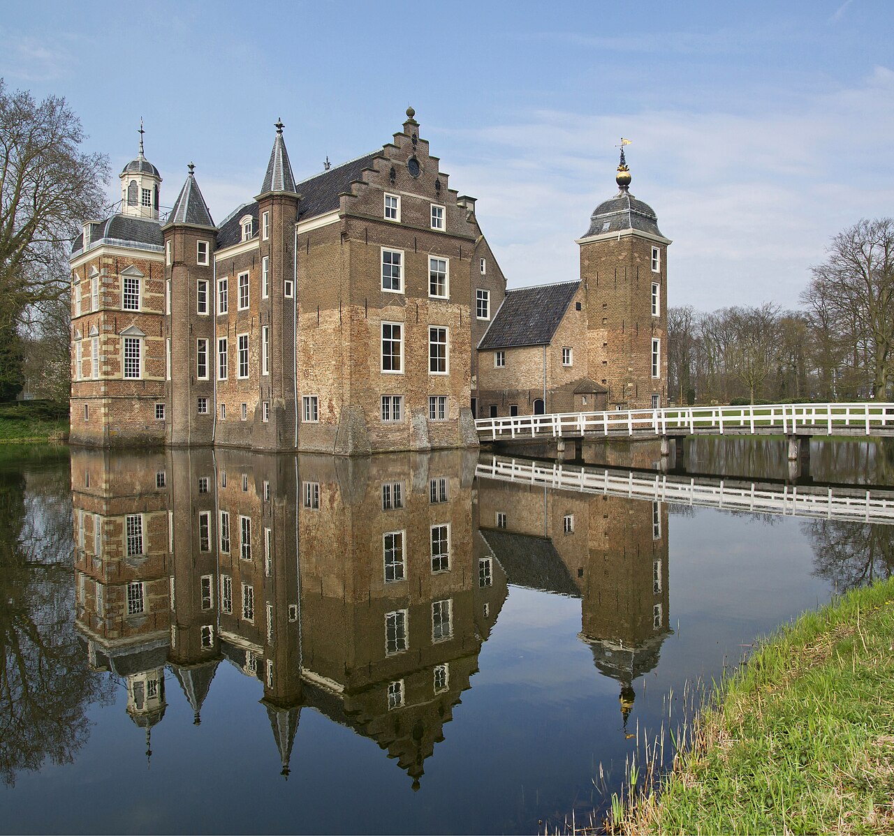 Kasteel Huize Ruurlo in the Netherlands