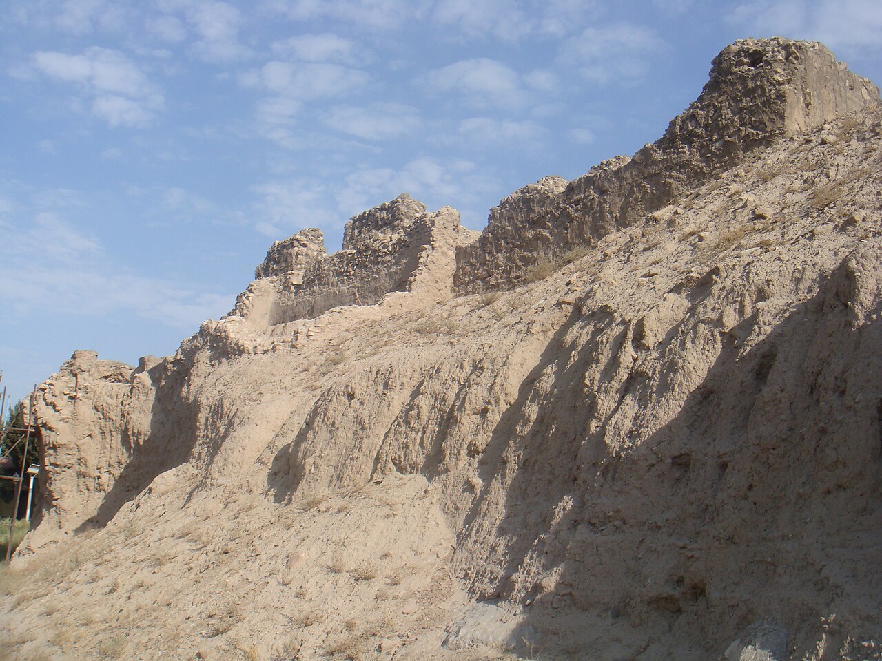 Rashkan Castle（イラン）