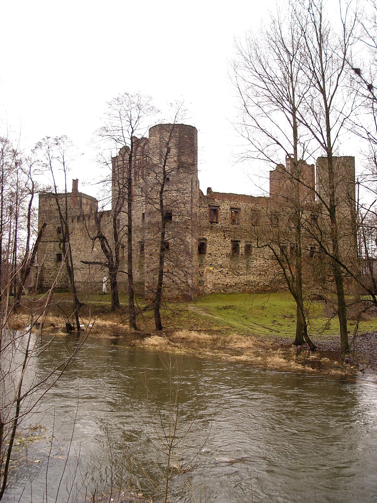 Drzewica Castle in Polen
