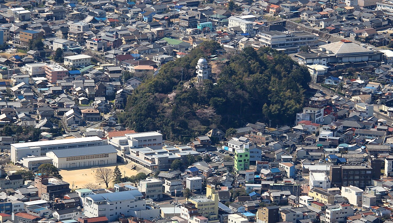 Nakamurayama Castle в Японії