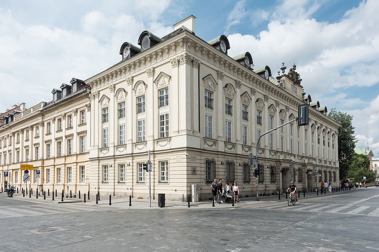 Pałac Biskupów Krakowskich w Warszawie（ポーランド）