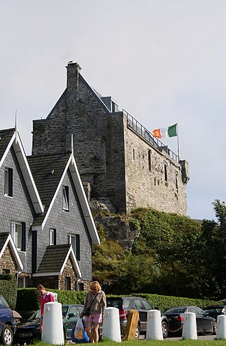Dunasead Castle