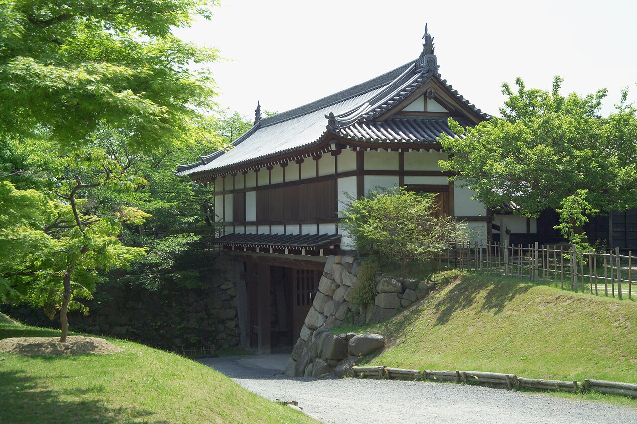 郡山城 (大和国)（日本）