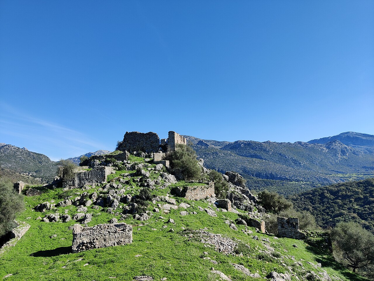 Castillo de Aznalmara in Spain