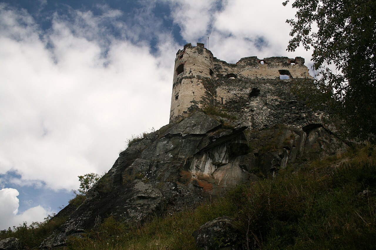 Burgruine Steinschloß w Austrii