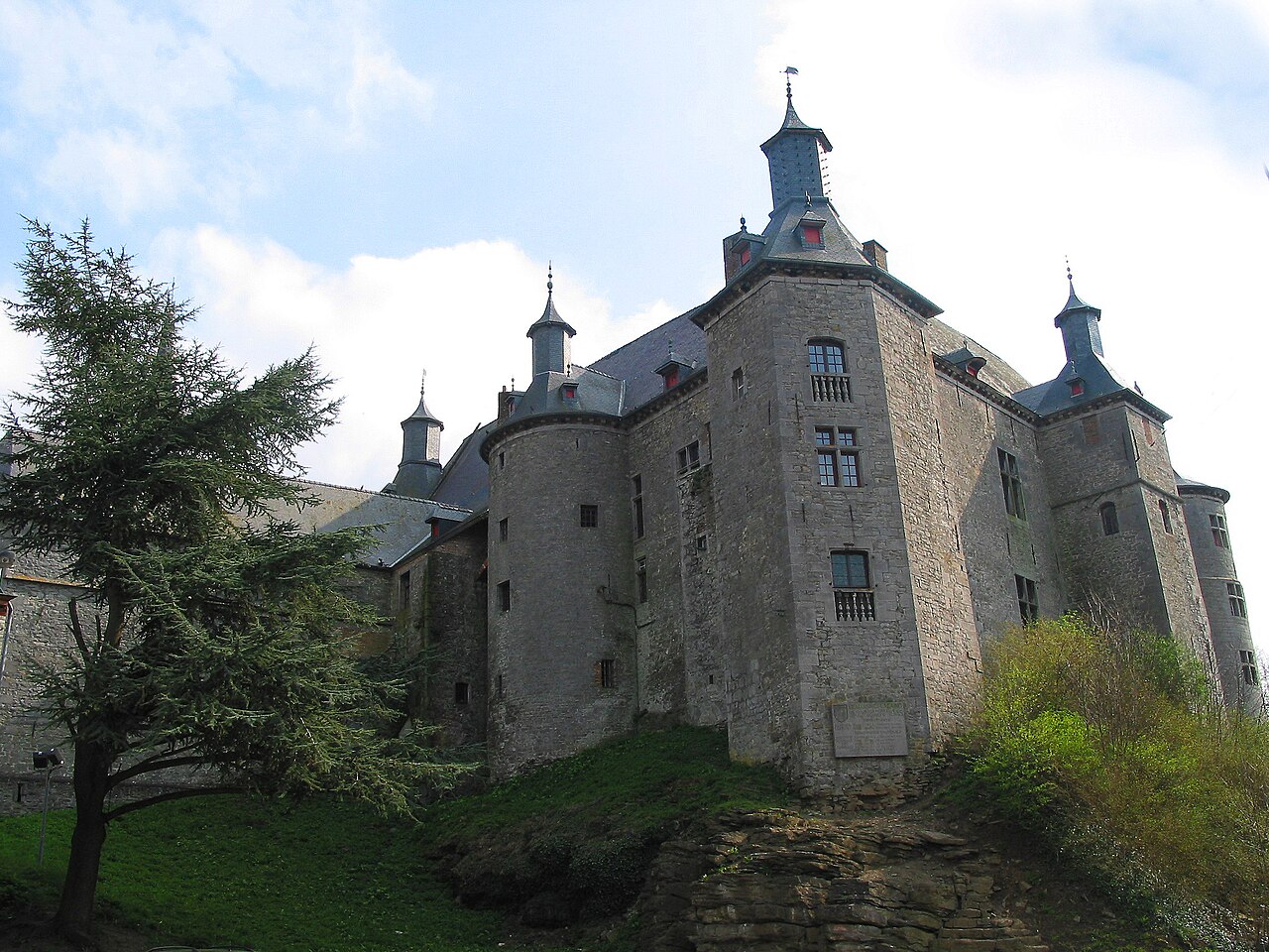 Écaussinnes-Lalaing Castle en Bélgica