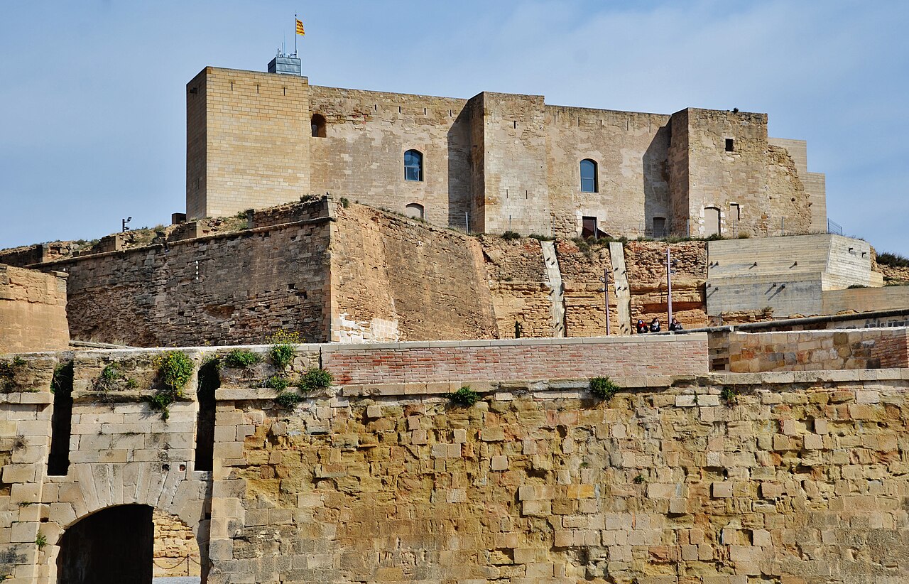 Castell de la Suda in Spain