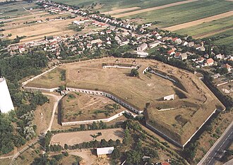 Fort Igmánd, Komárom