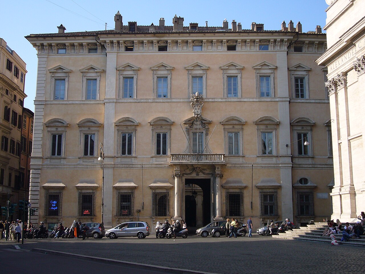 Palazzo Altieri we Włoszech