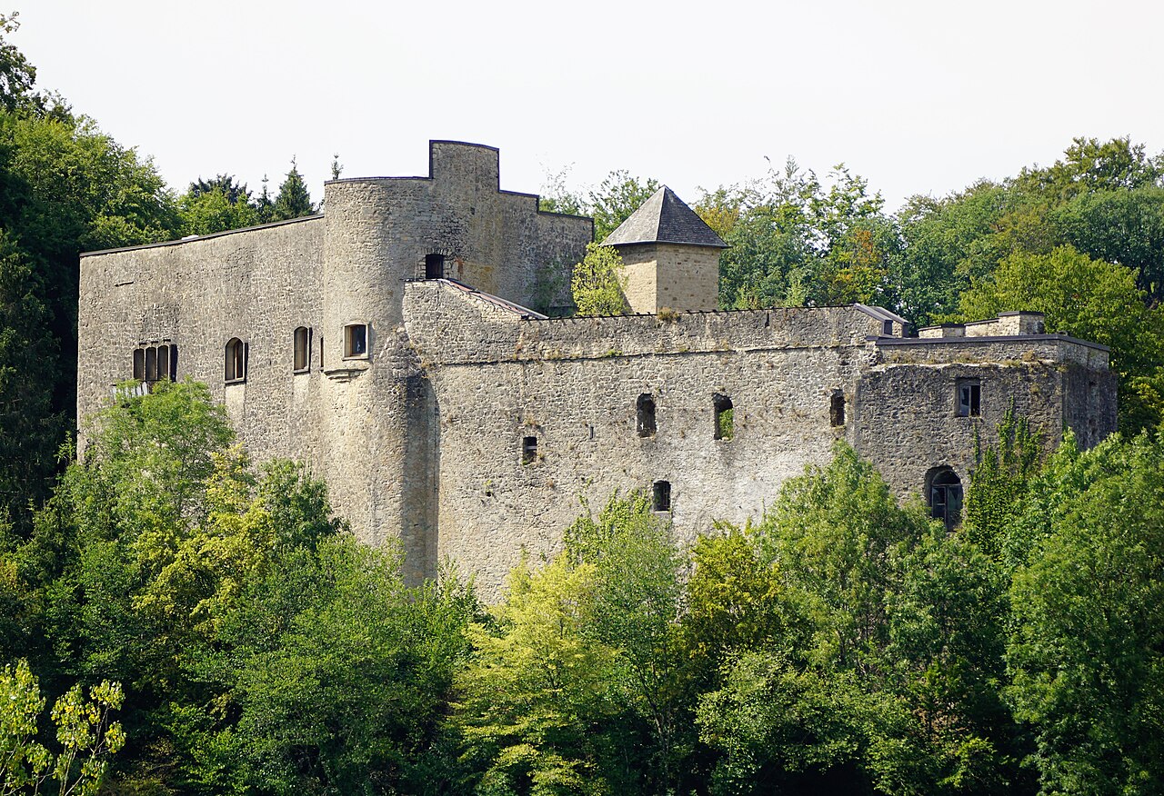 Burg Simmern in Luxemburg