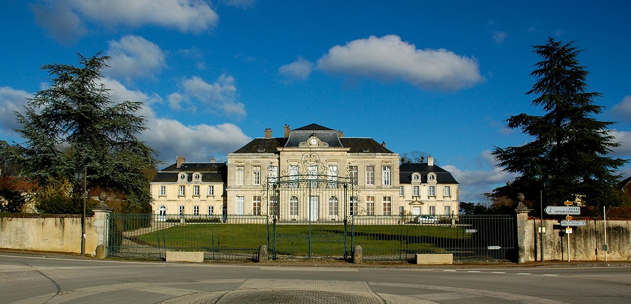 Château d'Arcelot in France