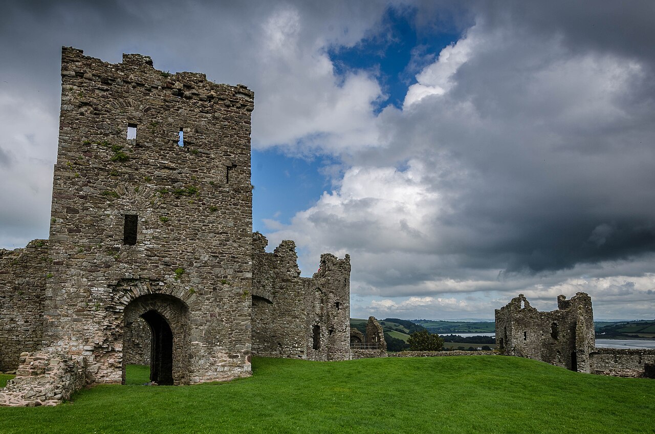 Llansteffan Castle（ウェールズ）