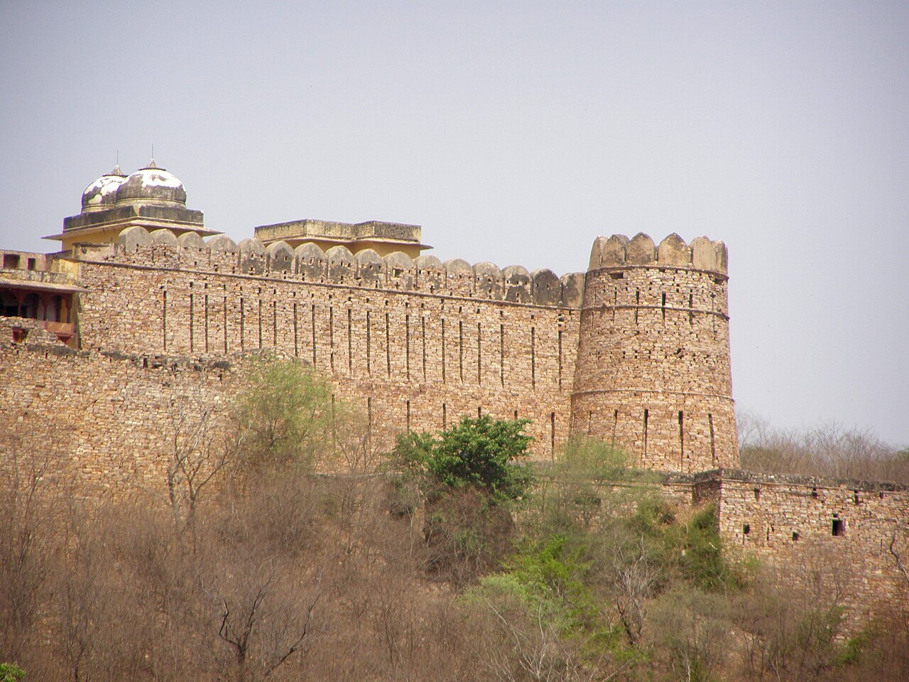 Ramathra Fort в Індії